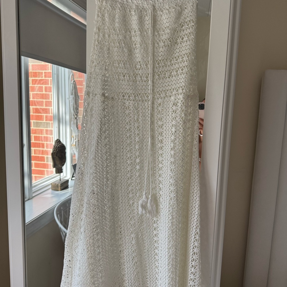 Elegant White Lace Maxi Dress